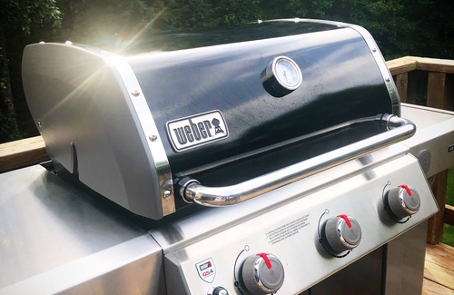 Saugerties Casa | Elegante refugio familiar de Hudson Valley con piscina climatizada, vistas y bosques.