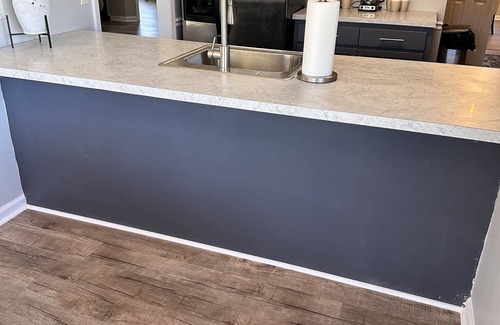 Glennville Casa | Beautiful in town accommodations, spacious, private backyard.