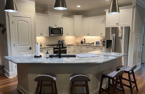 McCormick Casa | Beautiful lake front home with boat slip in golfing community