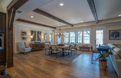 Misty River Casa | Beautiful Lake Oconee Lake Front Estate with Custom POOL AND HOT TUB