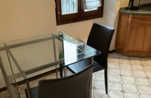 Limonta Casa | Hermosa casa junto al lago con acceso privado al agua.