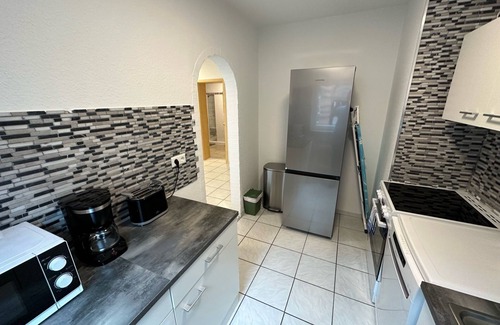 Weststadt Sudlicher Teil Apartamento | Beautiful, large and great apartment with balcony in top location