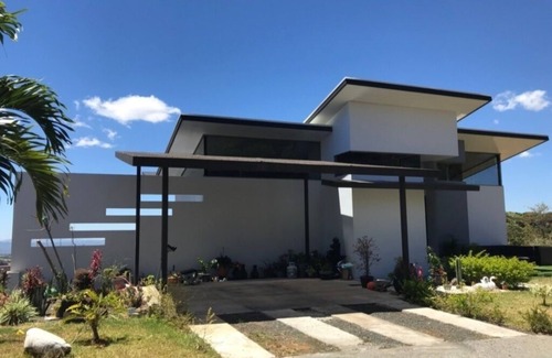 San Miguel Casa | Beautiful Modern House