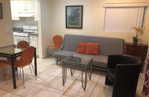 Burbank Casa | Beautiful New Home in Burbank 1bd