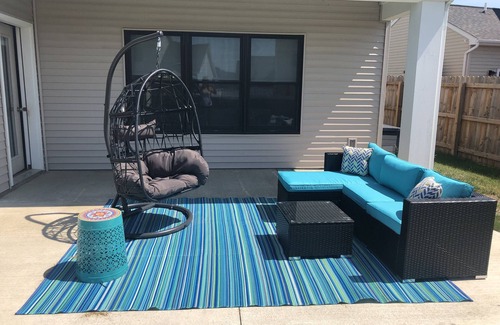 Laotto Casa | Beautiful New House in great Northern neighborhood- close to all!