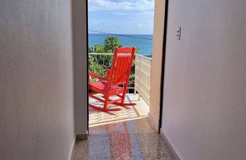 Yabucoa Casa | Beautiful oceanfront property with pool and amenities to relax