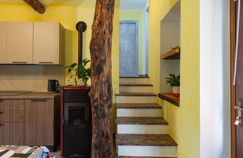 Sorico Casa | Estupenda casa de vacaciones privada con WIFI, jacuzzi, TV, patio, mascotas permitida