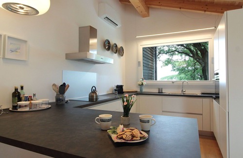 Teolo Villa | Preciosa casa de vacaciones privada con WIFI, piscina privada, A/C, jacuzzi, patio, cerca de Padua