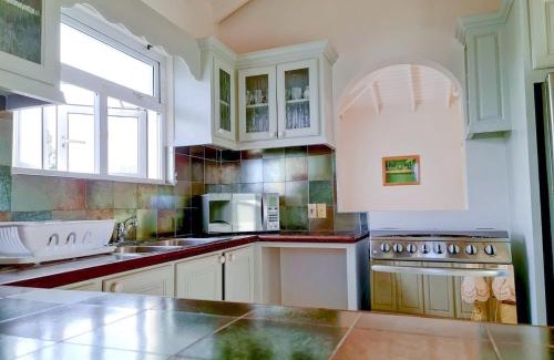 Silver Sands Apartamento | Beautiful Seaside 2BR Apartments