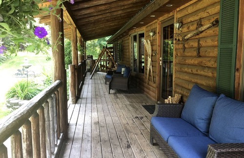 Cheboygan Casa | Hermosa casa de madera en el corazón del norte de Michigan