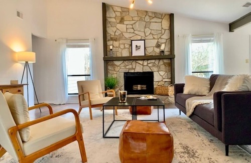 Provincetowne Casa | Beautiful, Stylish, Clean & Comfortable home - Fenced Backyard