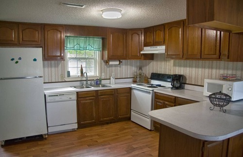 Columbia Casa | Hermosas puestas de sol, cipreses y retiro de musgo español