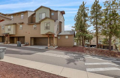 Flagstaff Villa | Beautiful Townhome Loaded with Amenities Excellent Location Great Value Central AC