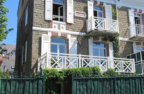 Saint-Lunaire Villa | Hermosa villa a 200 metros de las playas y tiendas un santo lunar