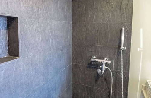 Gale Villa | Hermosa Villa cerca de la playa con piscina privada, jardín y terraza