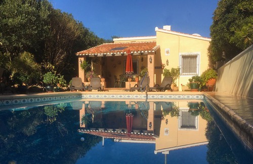 Denia Villa | Villa Hermosa En El Jardín cerrado, maduras, piscina con iluminación privada y vistas maravillosas