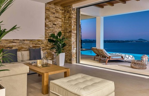 Marathias Villa | Beautiful villa, incredible views, infinity pool