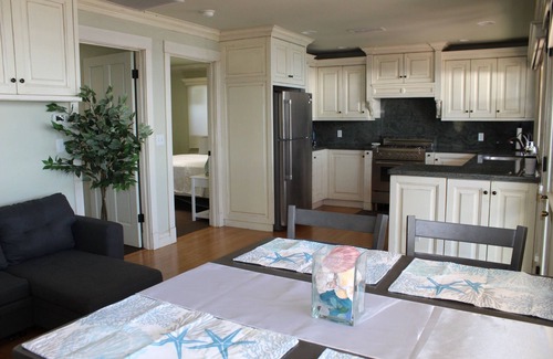 Nice Casa | Beautiful Waterfront House in Nice