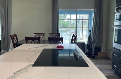 Marsh Harbour Casa | Beauty and The Breeze