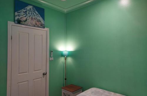 Port Douglas Villa | Beauty tiny Walk To Sea