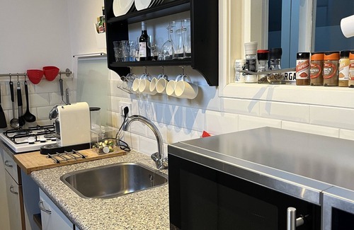 Municipality of Haarlem Apartamento | "Bed and Bike Upstairs" Amplio apartamento con terraza con vistas a Haarlem