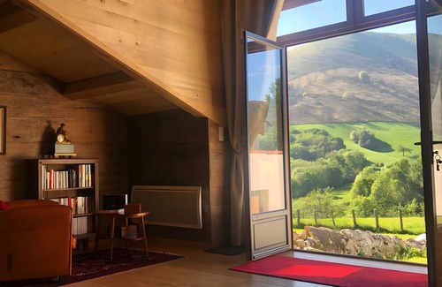 Iholdy Cama Y Desayuno | Bed and Breakfast 'Barukia' con Jardín Privado y Wi-Fi