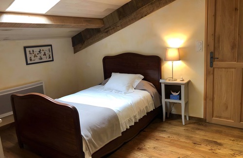 Iholdy Cama Y Desayuno | Bed and Breakfast 'Hocha' con Jardín Privado y Wi-Fi