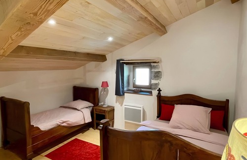 Iholdy Cama Y Desayuno | Bed and Breakfast 'Olceiry' con vistas a la montaña, jardín privado y Wi-Fi