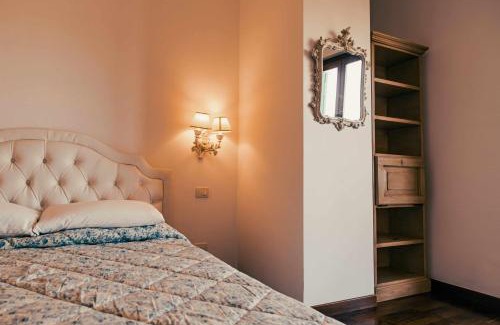 Anzio Cama Y Desayuno | Bed and Breakfast Villa Romano