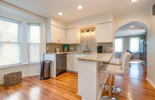 Rochester Apartamento | Beds on Berkeley in the Park Avenue neighborhood