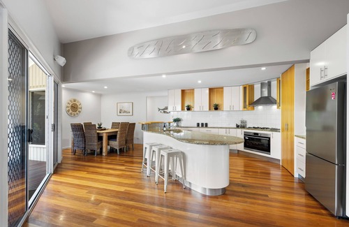 Mudjimba Villa | Beecheyana North - Beach Villa w/ heated pool