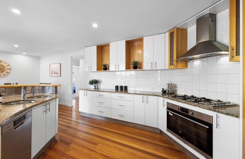 Mudjimba Villa | Beecheyana North - Beach Villa w/ heated pool