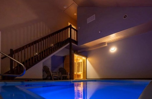 Cumming Apartamento | Belamere Suites - The Grand Royal Swimming Pool Suite In Georgia