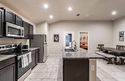 Lubbock Casa | Bell Farms Bungalow - 3BR/2BA - New Construction