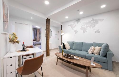 Centro histórico Apartamento | Bell Tower with AC License ESS01569