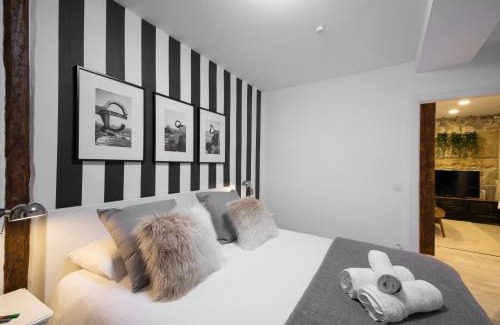 Centro histórico Apartamento | Bell Tower with AC License ESS01569