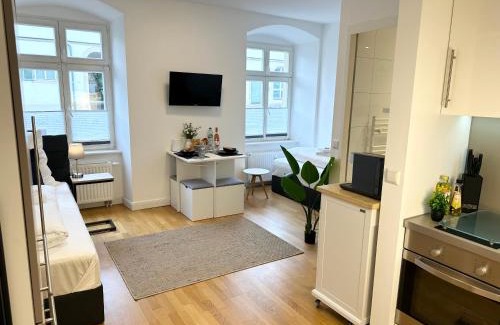 Ludwigsburg Apartamento | bella casa - Business&Family, 100m zum Konzerteingang Schloß, Parkplatz, SmartTV, Netflix, Waschmaschine,24h Checkin, 30qm, AP 5