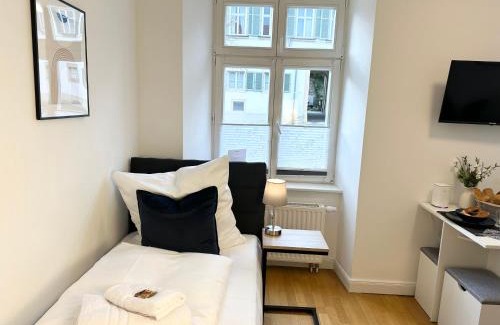 Ludwigsburg Apartamento | bella casa - Business&Family, 100m zum Konzerteingang Schloß, Parkplatz, SmartTV, Netflix, Waschmaschine,24h Checkin, 30qm, AP 5