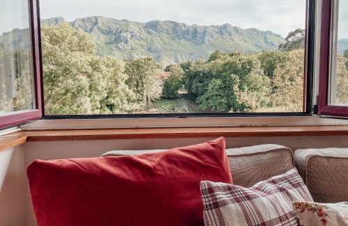 Municipio de Parres Casa | BELLA KALMA, acogedora casa con parking, jardin y wifi