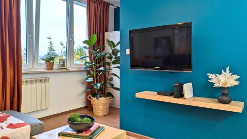 Muranow Apartamento | Bella Luna Luxury Suites - Warm & Modern Apt Near Old Town & Museums