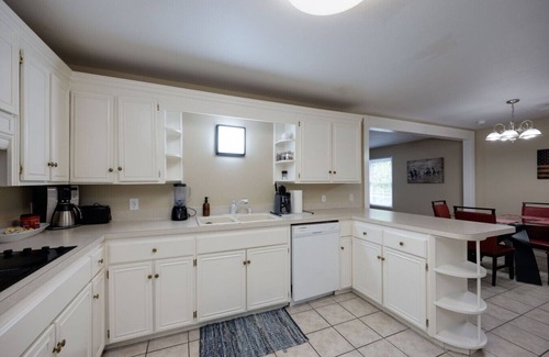 West Meade Casa | Belle Meade 30 Day Rental with Private Backyard