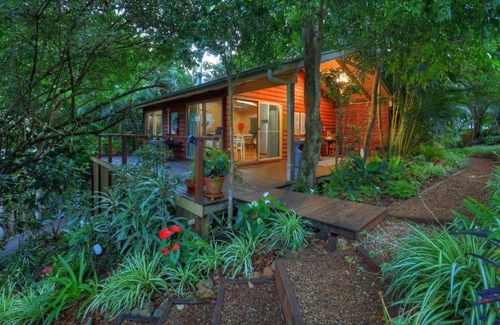 Flaxton Cabina | Belle's at Montville