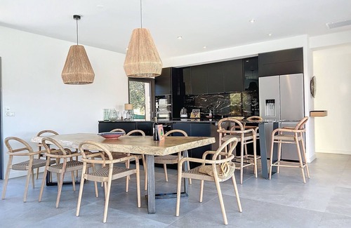 Monticello Villa | Belle Villa Avec Piscine, 4 Chambres, Proche Ile Rousse