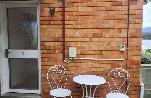 Rosny Apartamento | Bellerive Bluff 2 Bedroom Apartment has water views, close to Restaurants, Beach