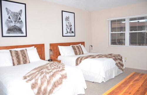 Copper Hill Hotel | Bent Mountain Lodge