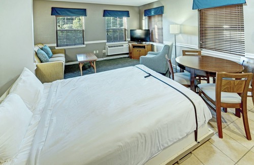 Hancock Complejo | Bentley Brook the perfect home base for exploring nearby Berkshire County