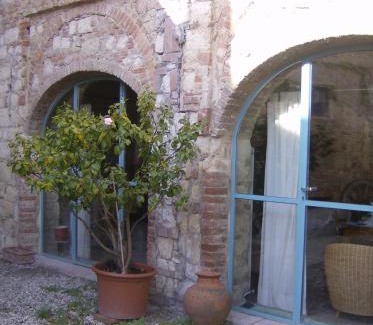 Cella Monte Cama Y Desayuno | Benvenuti Altrove