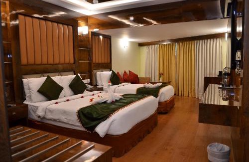 Kodaikanal Hotel | Benzz Park Family Resort Kodaikanal