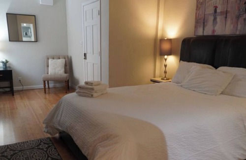 Southwest Berkeley Casa | Berkeley - Heart of the Bay