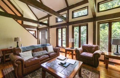 Becket Casa | Berkshire Vacation Rentals: Pristine Home In Becket Woods